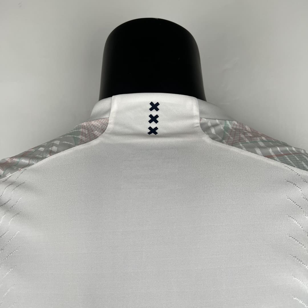 Ajax Amsterdam 23-24 Maillot Extérieur - Version Player