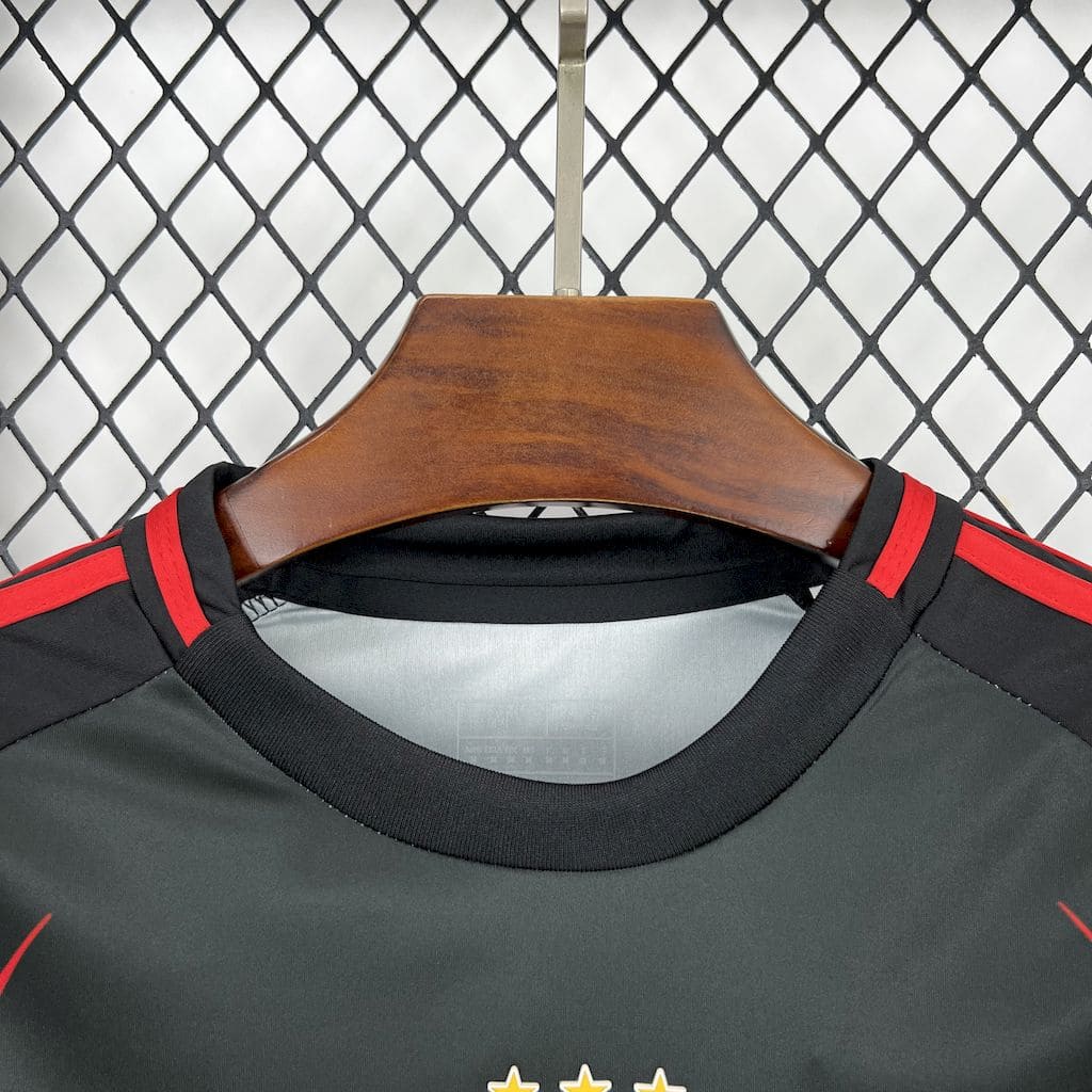 Benfica 25/26 Maillot Concept
