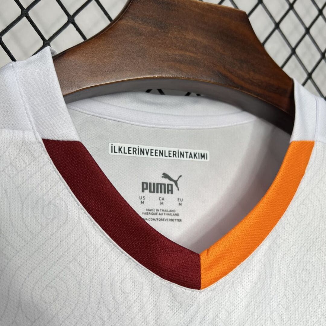 Galatasaray 24-25 Maillot Extérieur