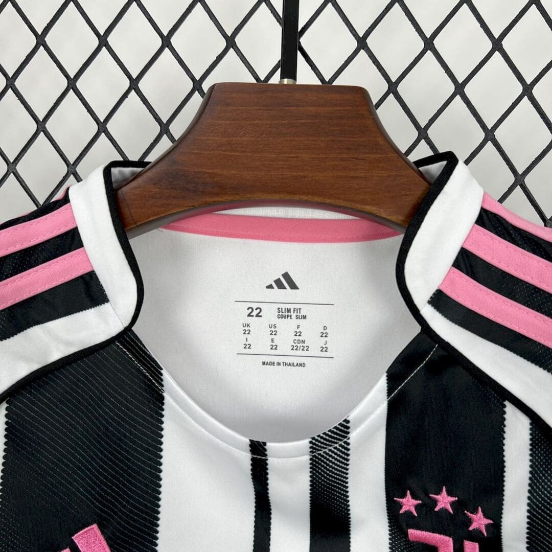 Juventus 25/26 Third Kit Enfant