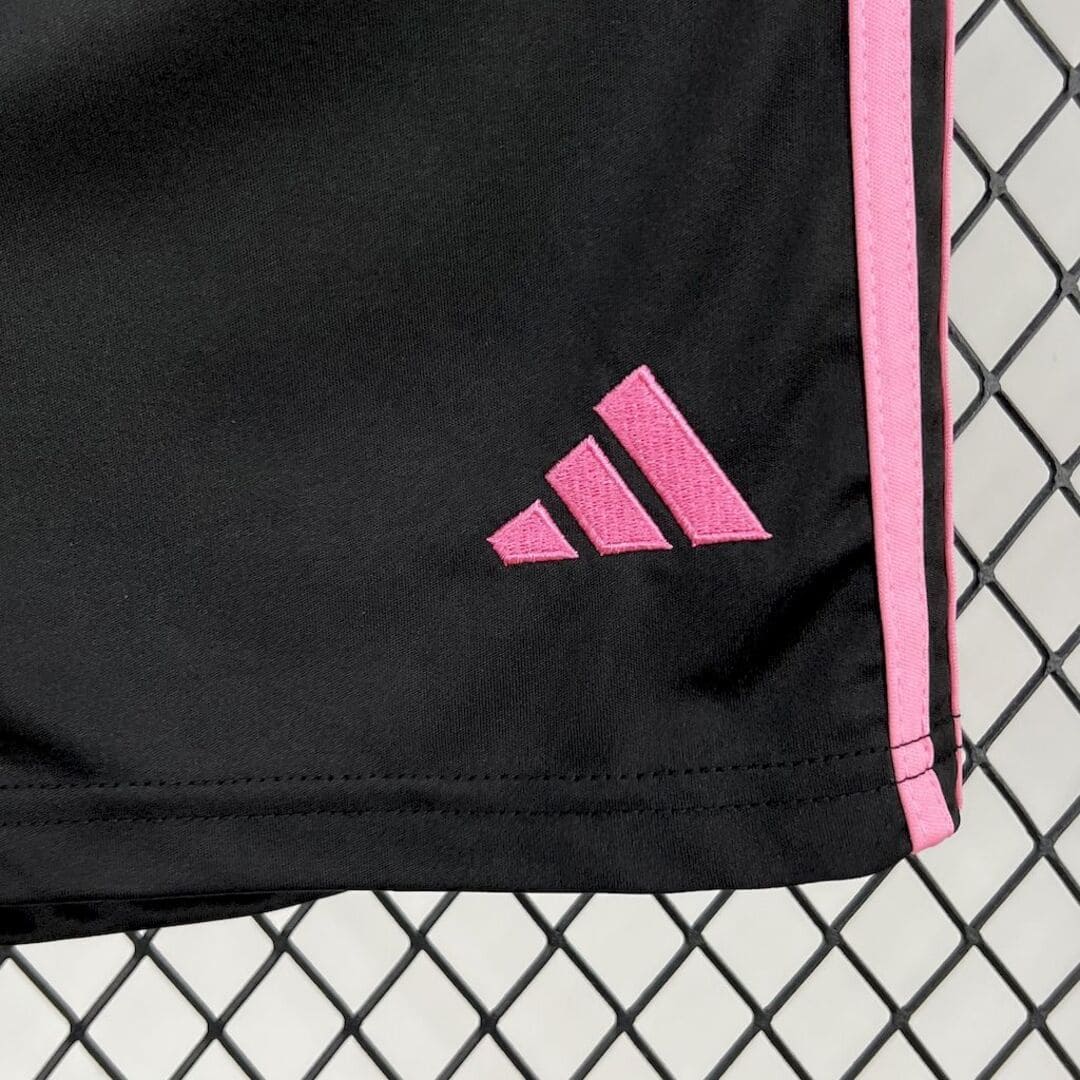 Juventus 25/26 Third Kit Enfant