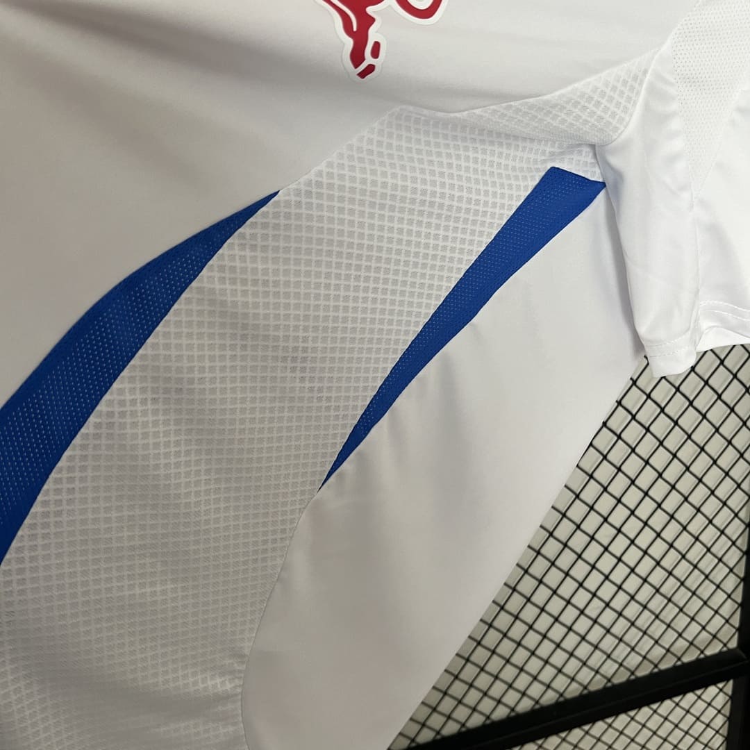 Leeds 24/25 Maillot Domicile