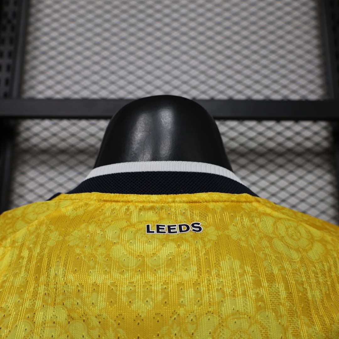 Leeds 26/27 Maillot Extérieur - Version Player