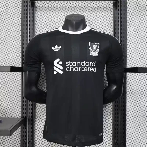 Liverpool 25/26 Maillot Gardien Noir - Version Player