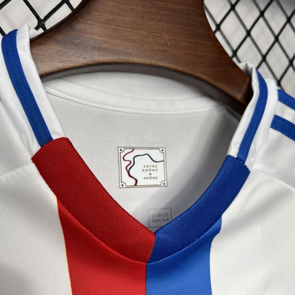 Lyon 25/26 Domicile Kit Enfant