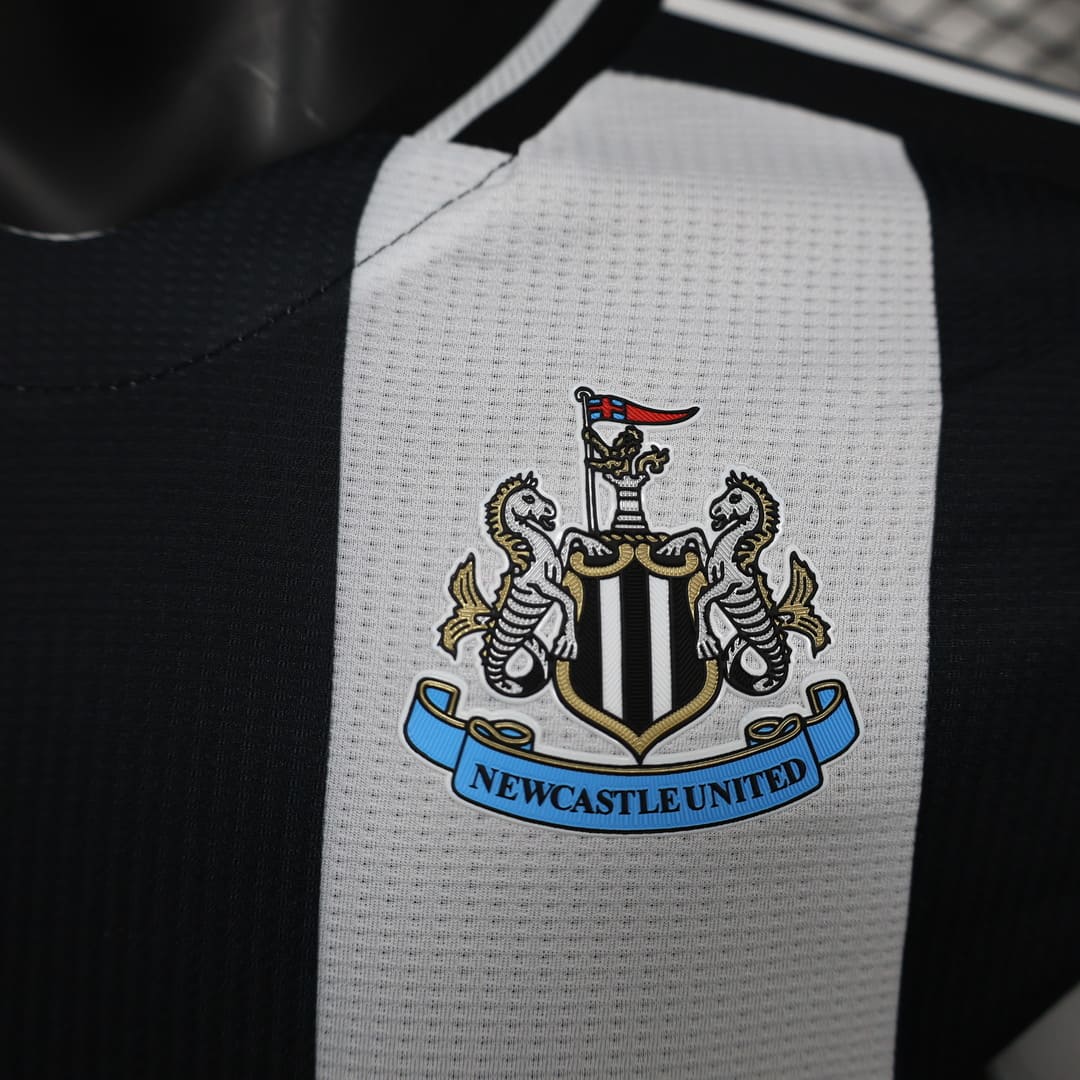 Newcastle 24/25 Maillot Domicile - Version Player