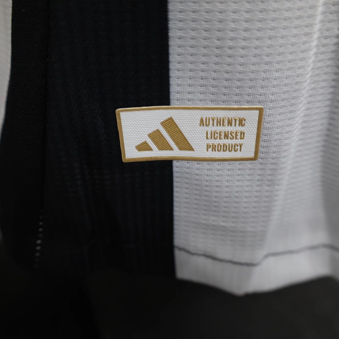 Newcastle 24/25 Maillot Domicile - Version Player