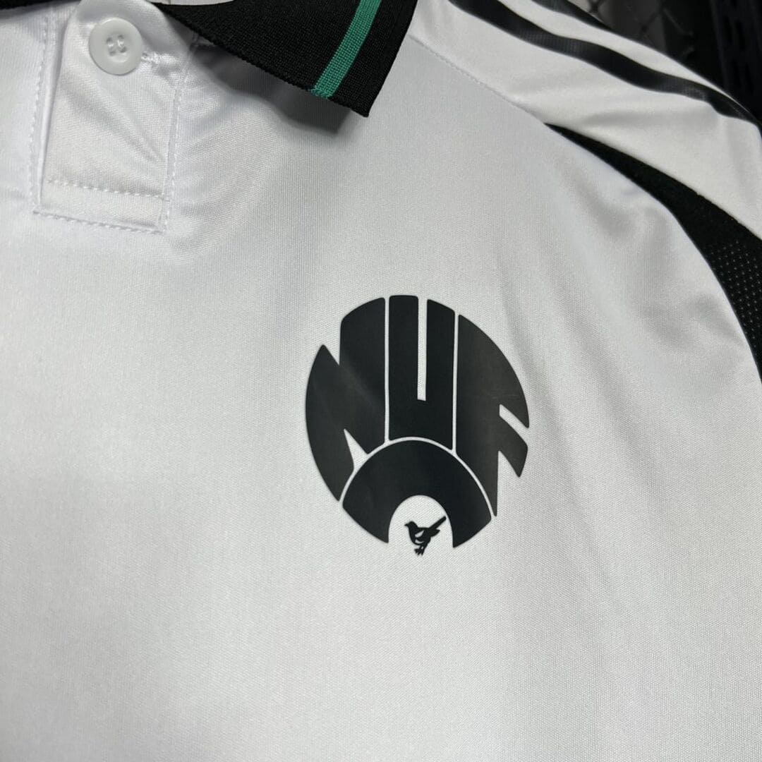 Newcastle 24/25 Maillot Extérieur