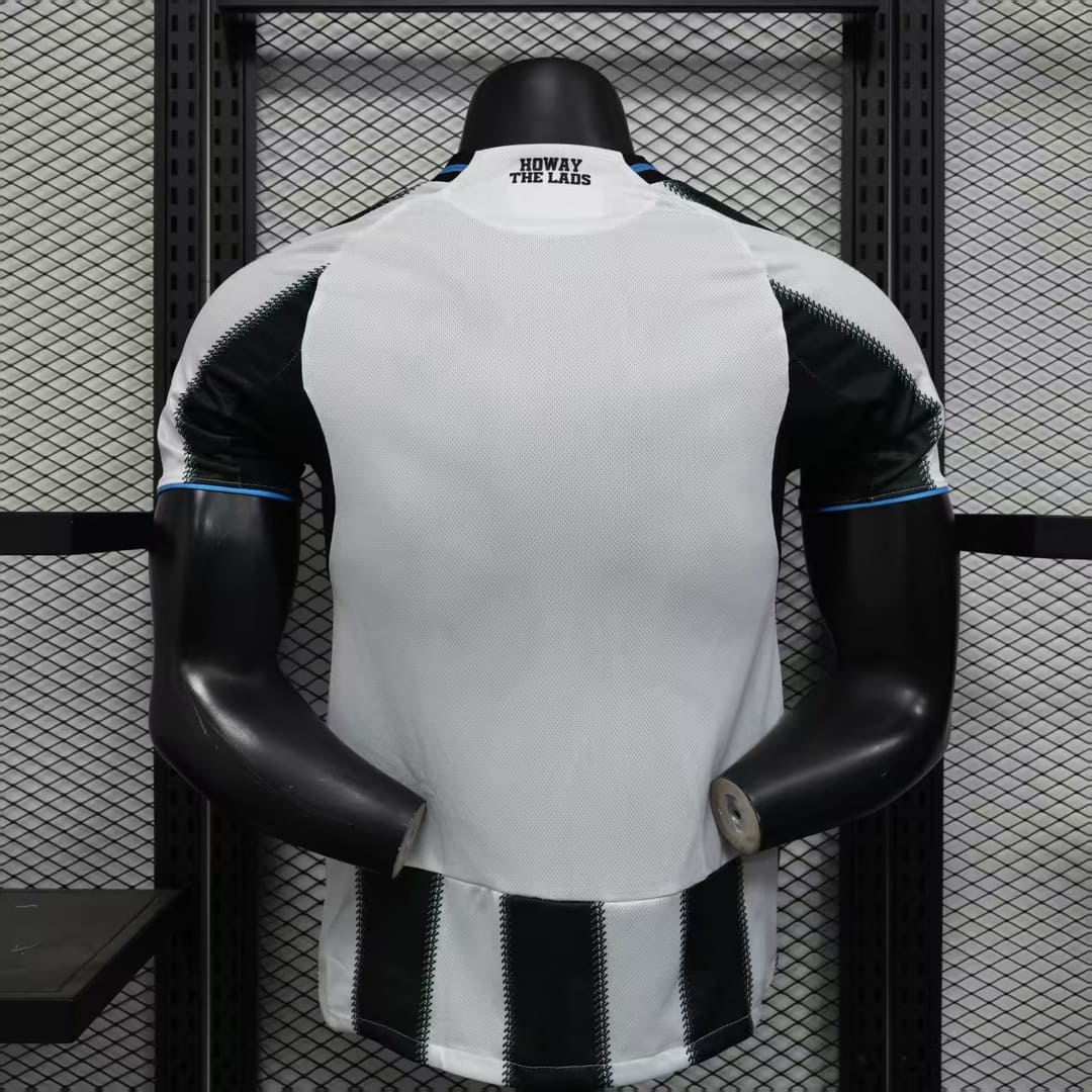 Newcastle 25/26 Maillot Domicile - Version Player