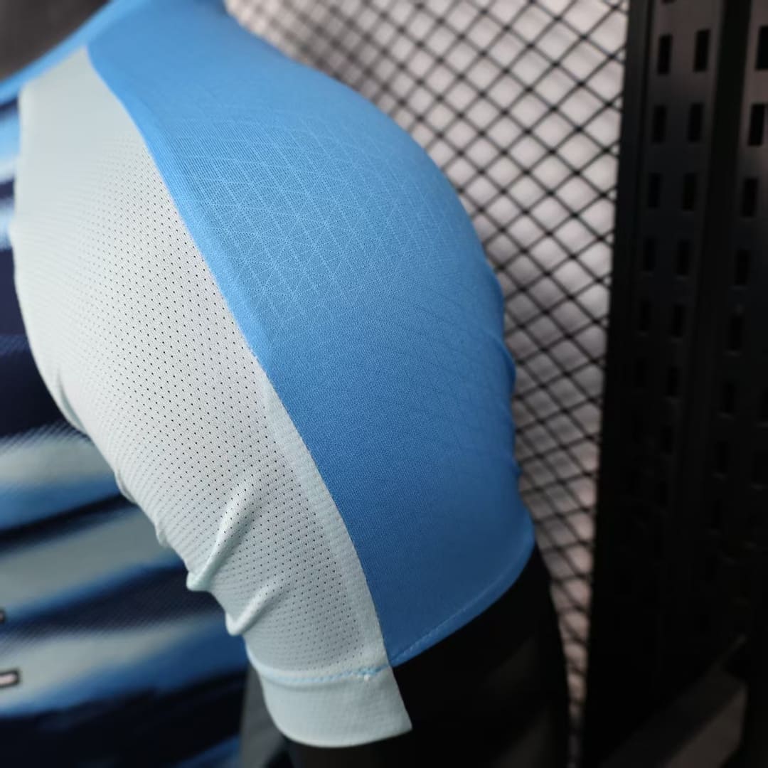 Marseille 25/26 Maillot Entrainement Cyan - Version Player