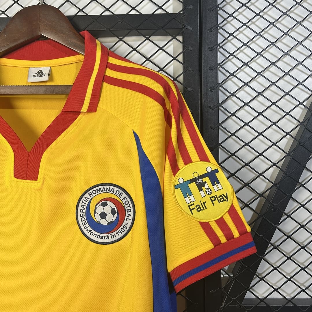Roumanie 2000 Maillot Domicile