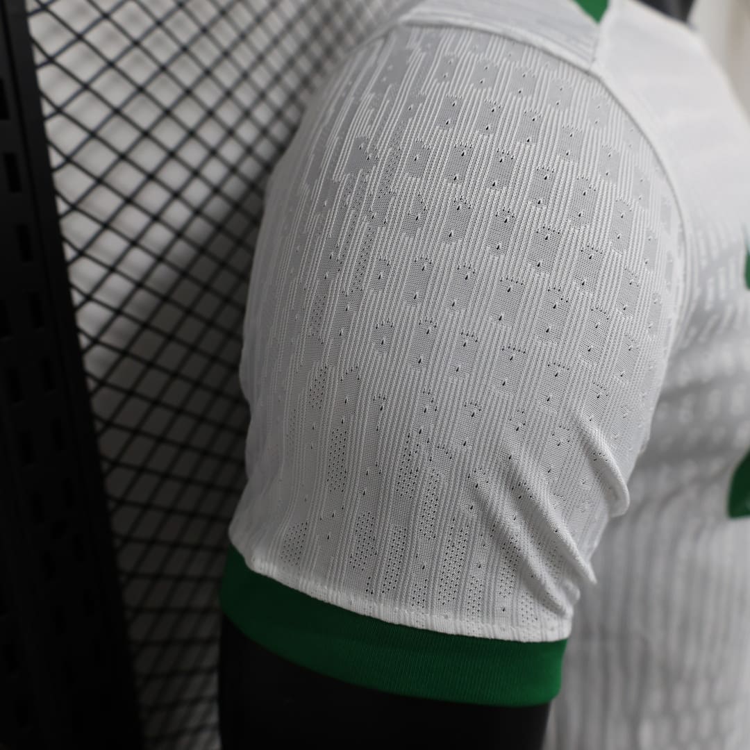 Sporting Lisbonne 24/25 Maillot Extérieur - Version Player