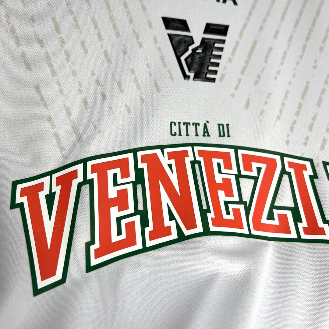 Venise 24/25 Maillot Extérieur