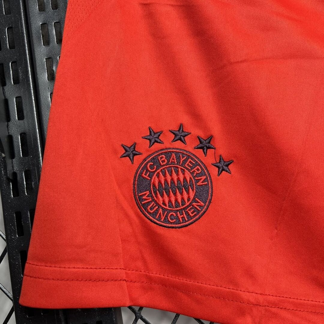 Bayern Munich 24/25 Short Domicile