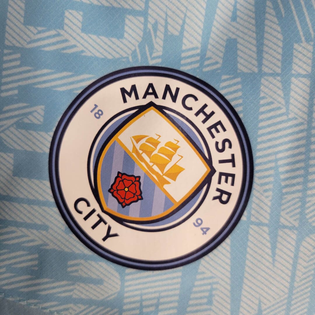 Manchester City 22/23 - Coupe-Vent Bleu Ciel