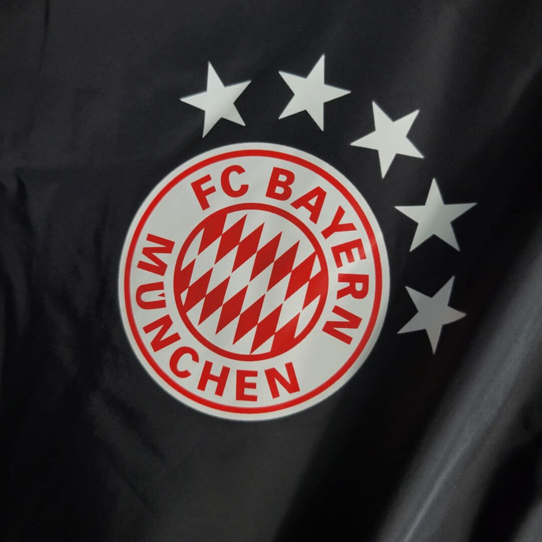 Bayern Munich 23/24 - Manteau Noir