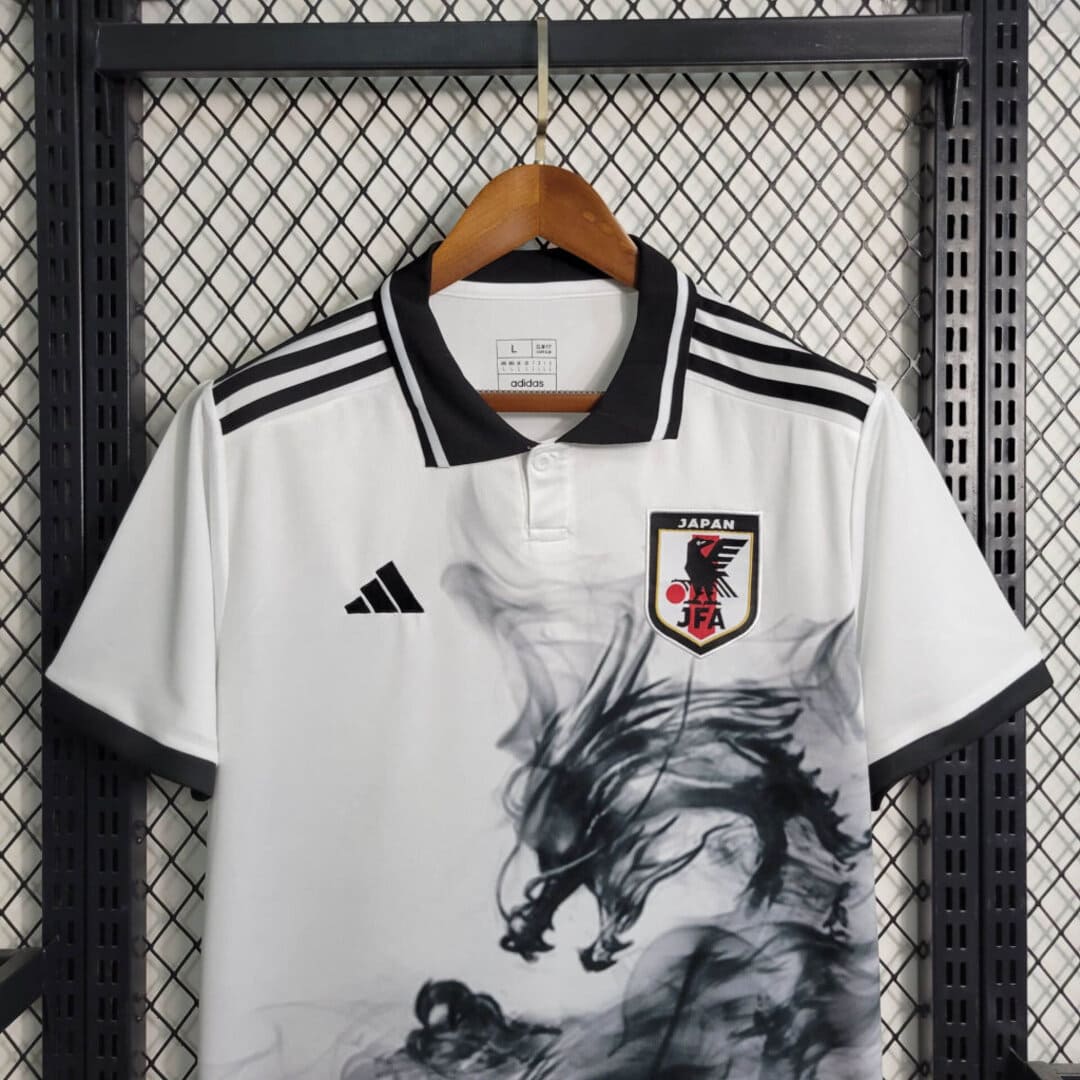 Japon 2023 Maillot Concept Smoke Dragon