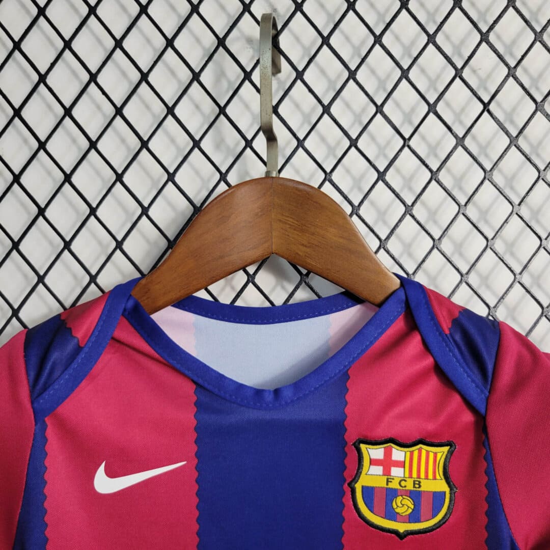 Barcelone 23/24 Maillot Domicile Bébé