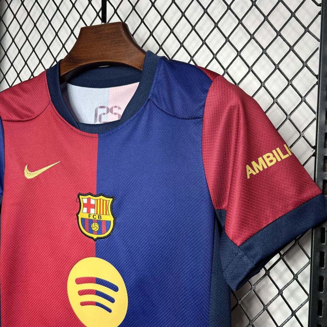 Barcelone 24/25 Domicile Kit Enfant