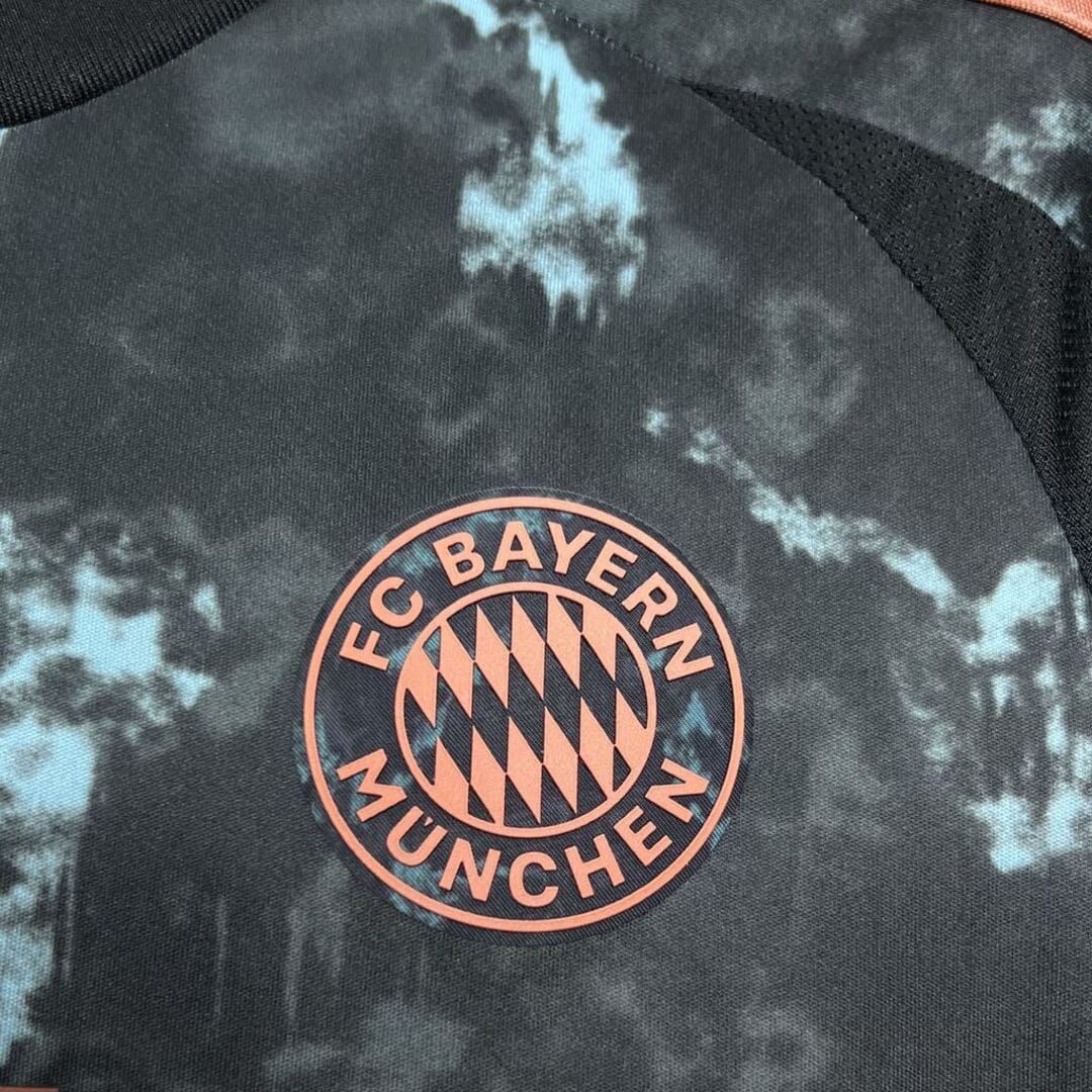 Bayern Munich 24/25 Maillot Extérieur