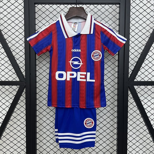 Bayern Munich 95/97 Domicile Kit Enfant