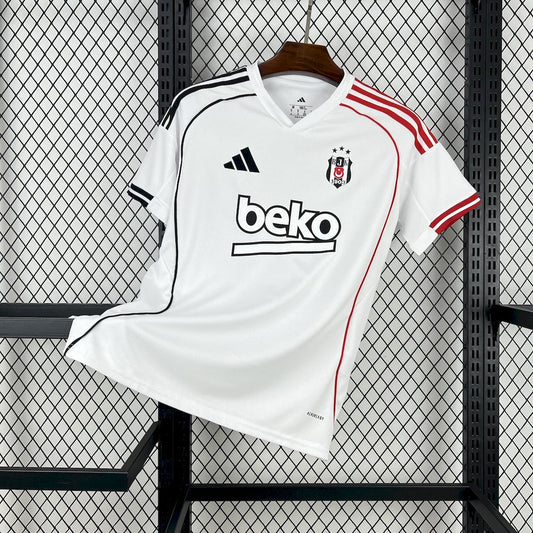 Beşiktaş 25/26 Maillot Domicile