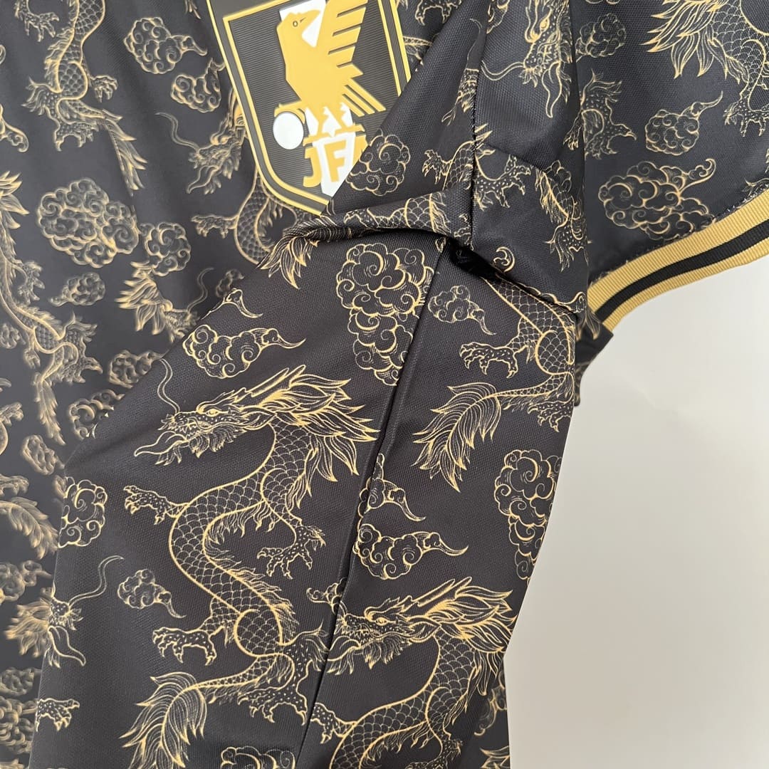 Japon 2024 Maillot Dragons Or