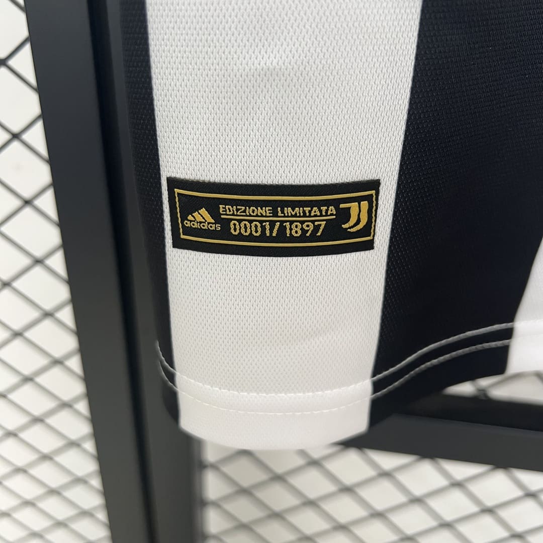 Juventus 17/18 Maillot 120e Anniversaire