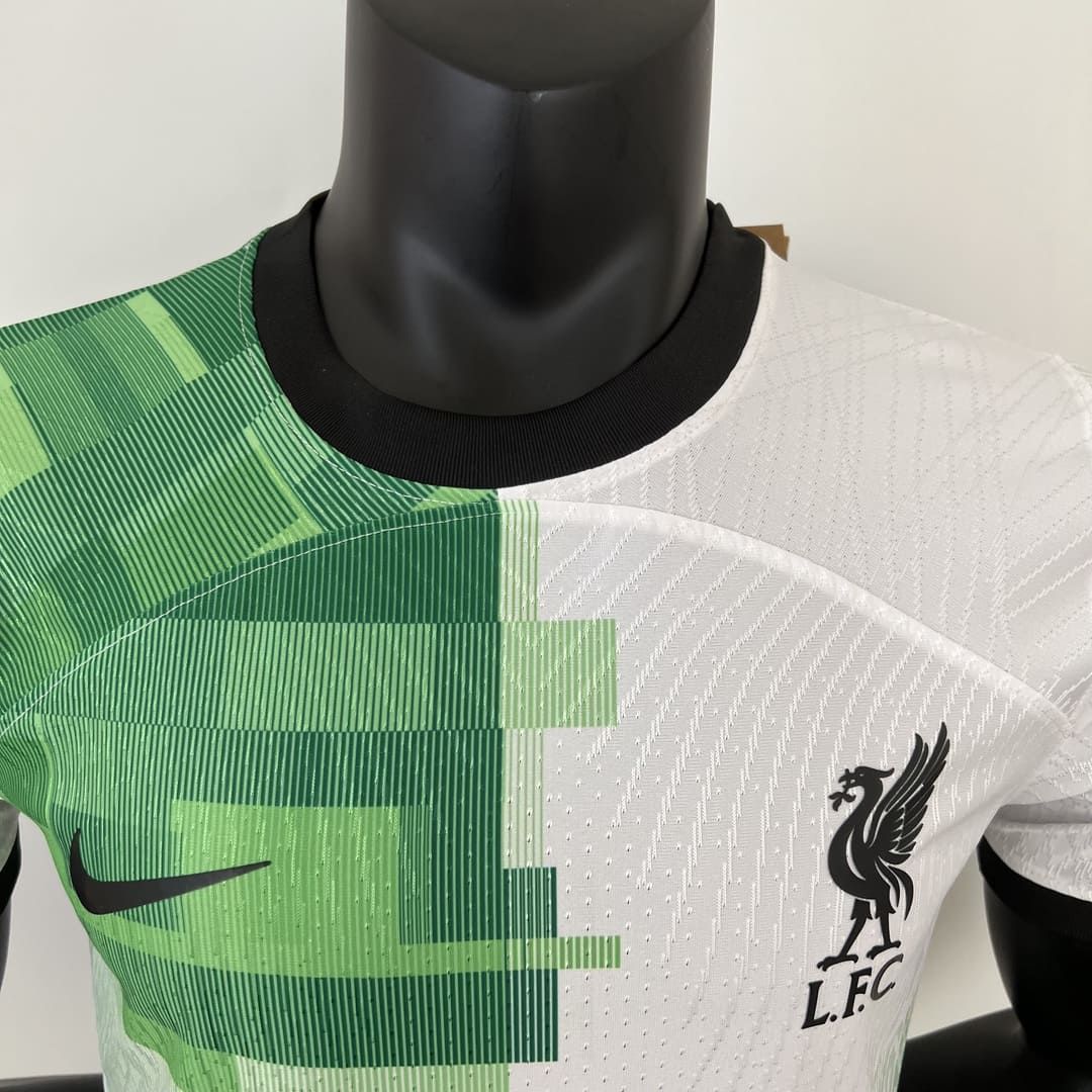 Liverpool 23/24 Maillot Extérieur - Version Player