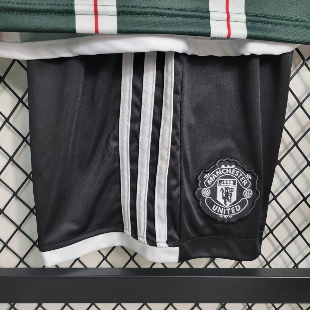 Manchester United 23/24 Extérieur Kit Enfant