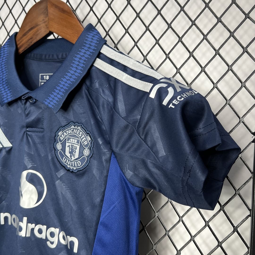 Manchester United 24/25 Extérieur Kit Enfant