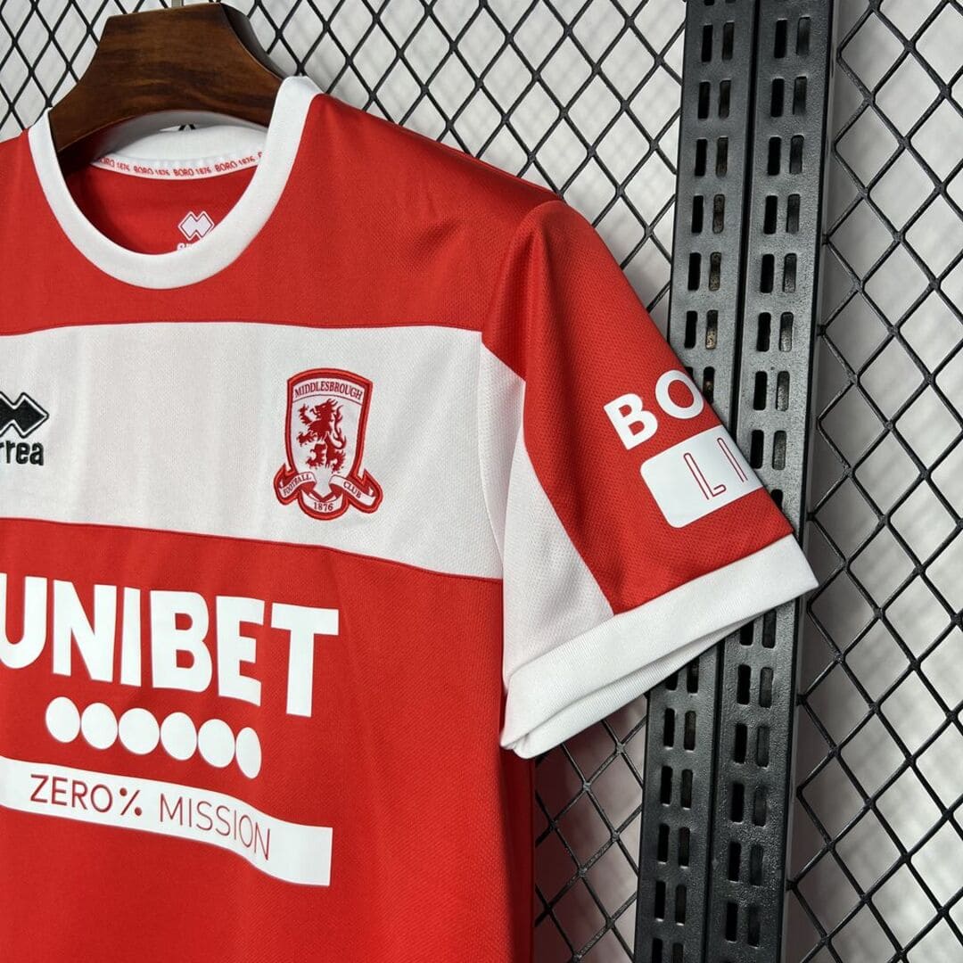 Middlesbrough 24/25 Maillot Domicile