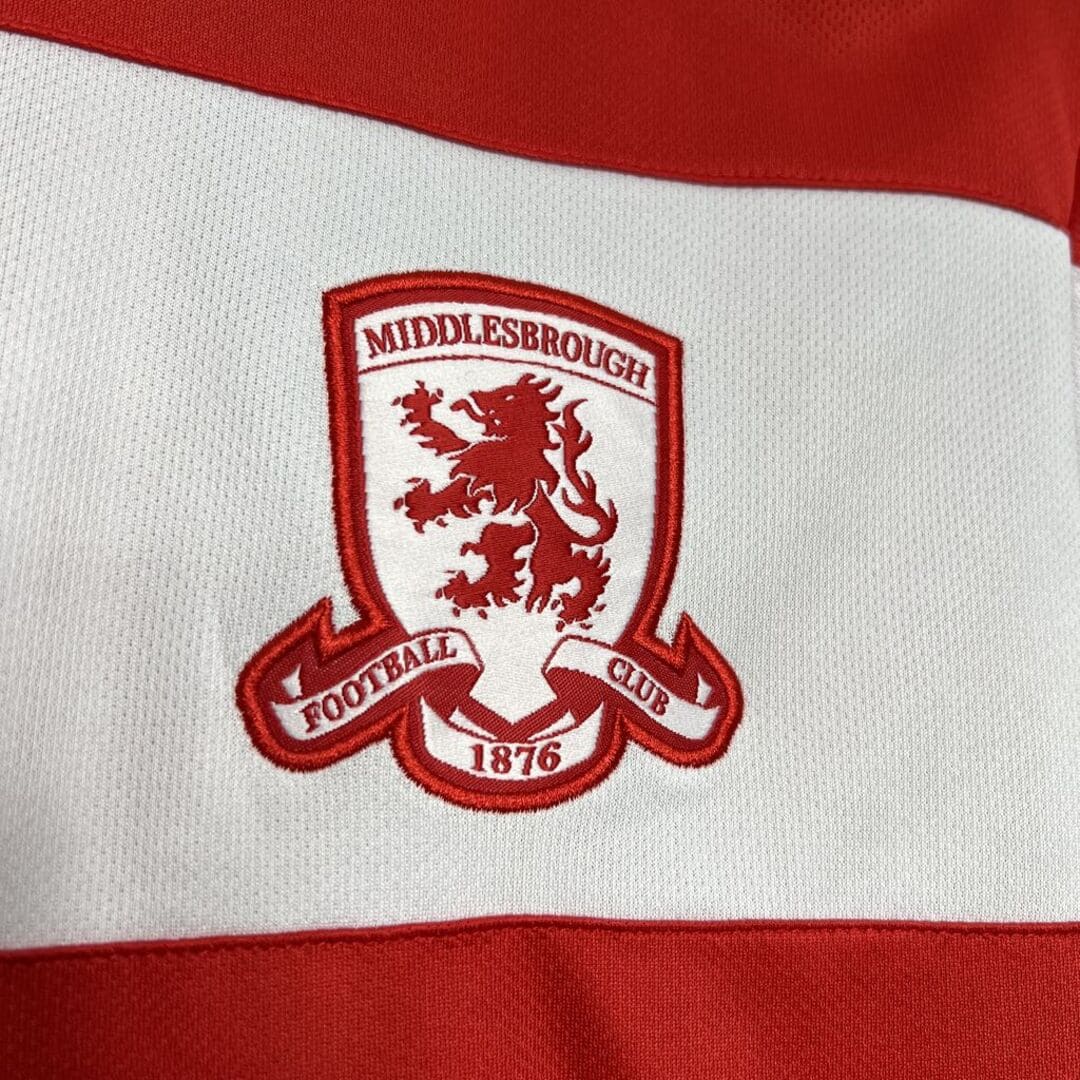 Middlesbrough 24/25 Maillot Domicile