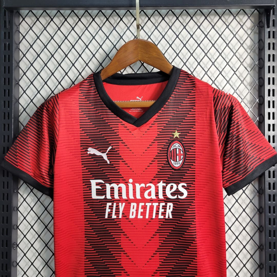 Milan AC 23-24 Domicile Kit Enfant