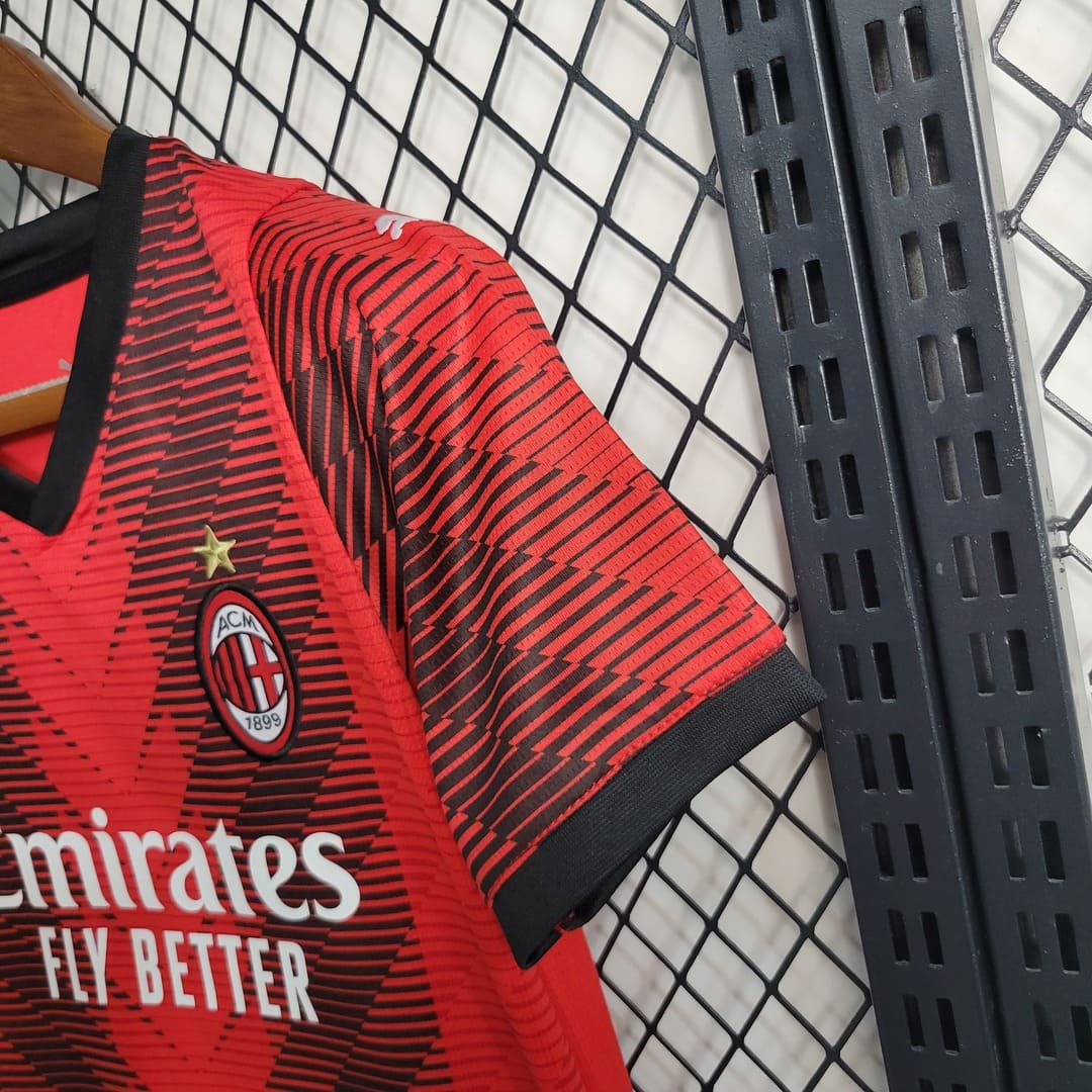 Milan AC 23-24 Domicile Kit Enfant