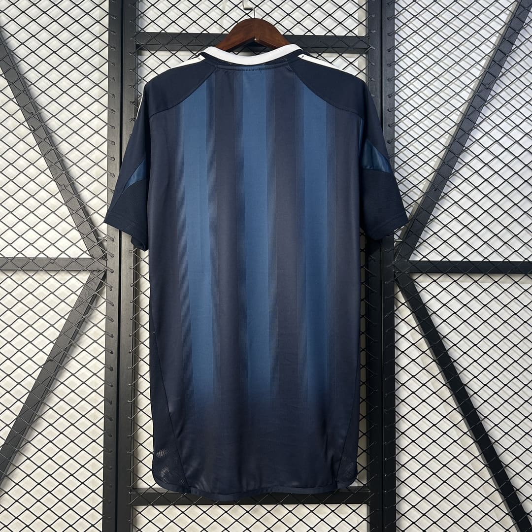 Newcastle 2005/06 Maillot Extérieur