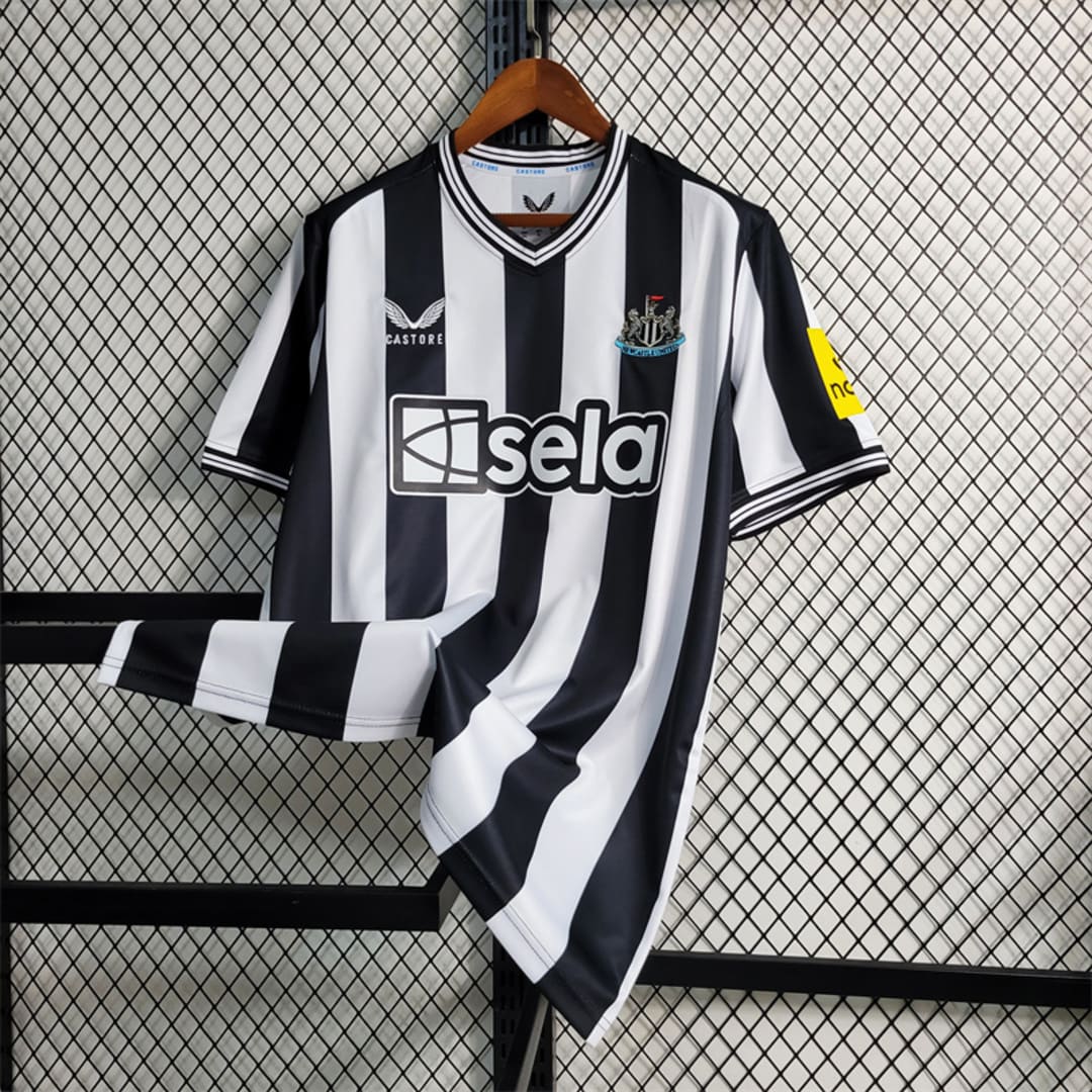 Newcastle 23/24 Maillot Domicile