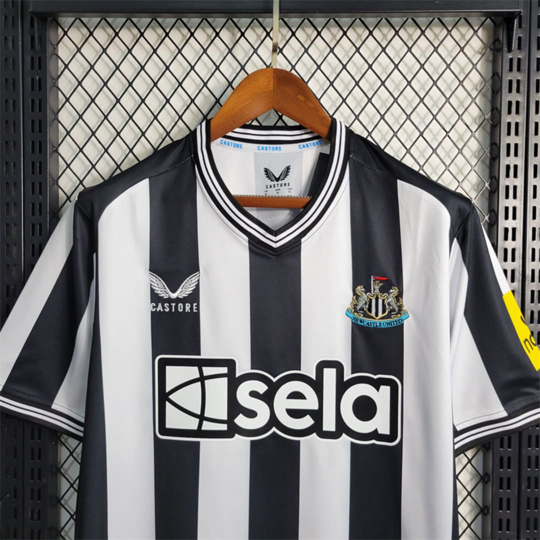 Newcastle 23/24 Maillot Domicile