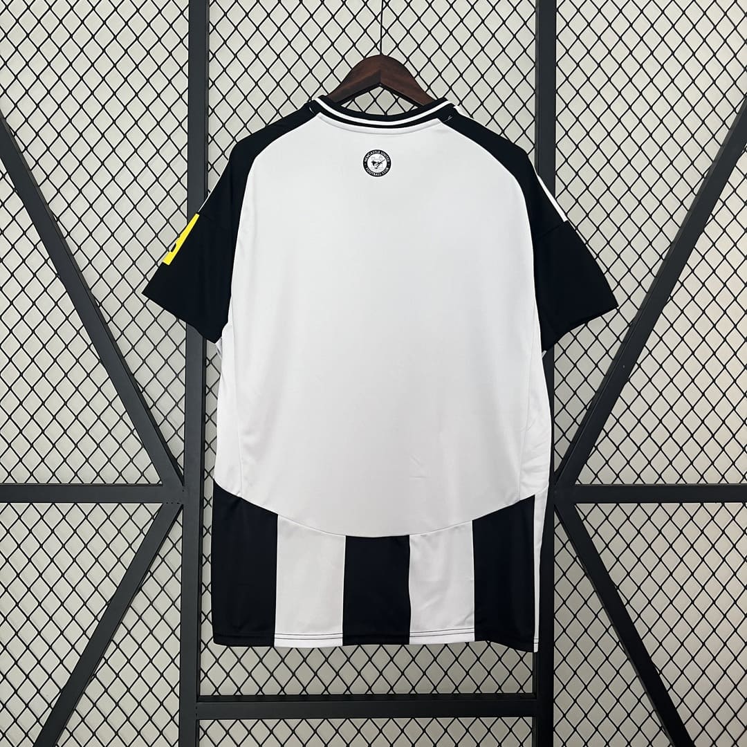 Newcastle 24/25 Maillot Domicile