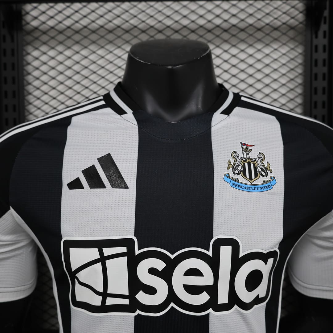 Newcastle 24/25 Maillot Domicile - Version Player