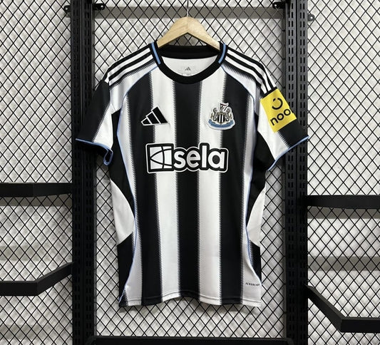 Newcastle 25/26 Maillot Domicile