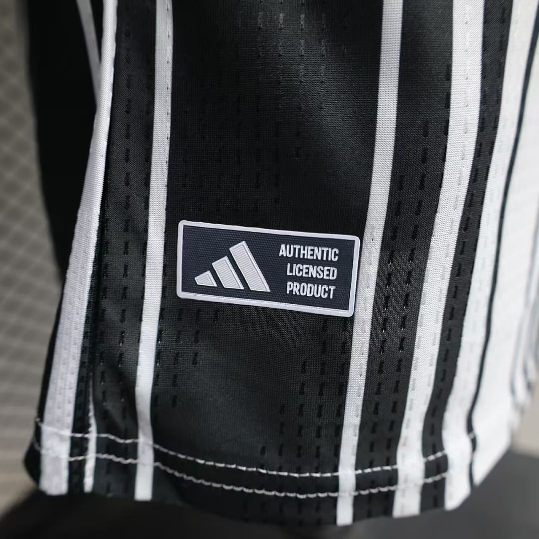 Newcastle 26/27 Maillot Domicile - Version Player