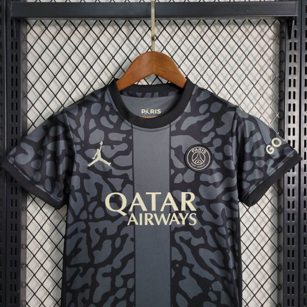 Paris Saint-Germain 23/24 Third Kit Enfant