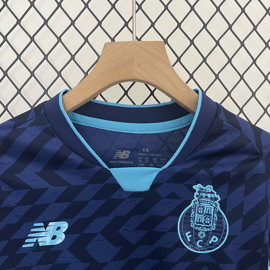 Porto 24/25 Third Kit Enfant