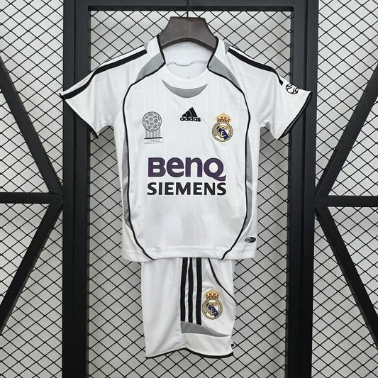 Real Madrid 06/07 Domicile Kit Enfant