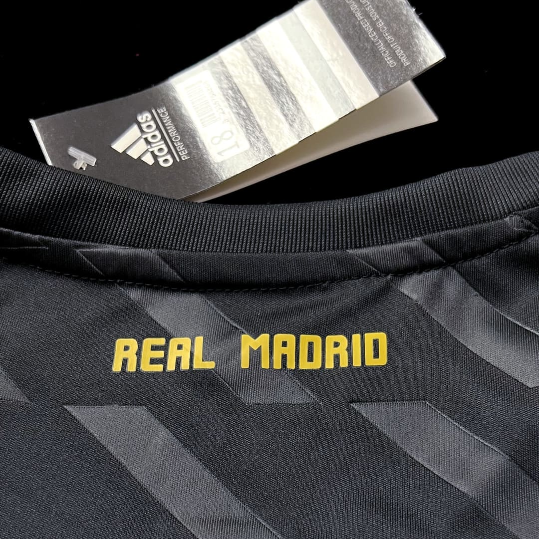 Real Madrid 11/12 Extérieur Kit Enfant