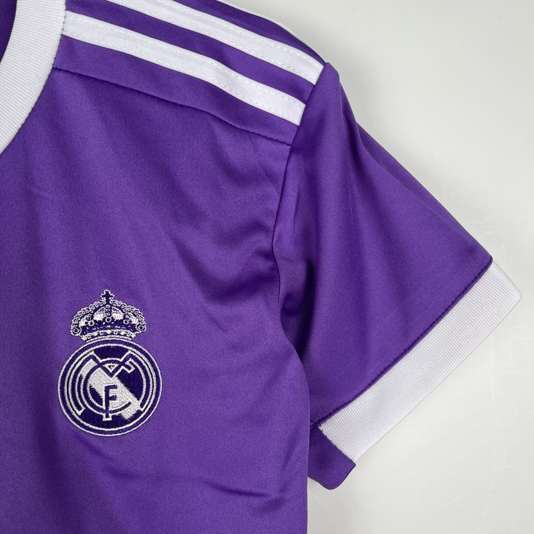 Real Madrid 16/17 Extérieur Kit Enfant