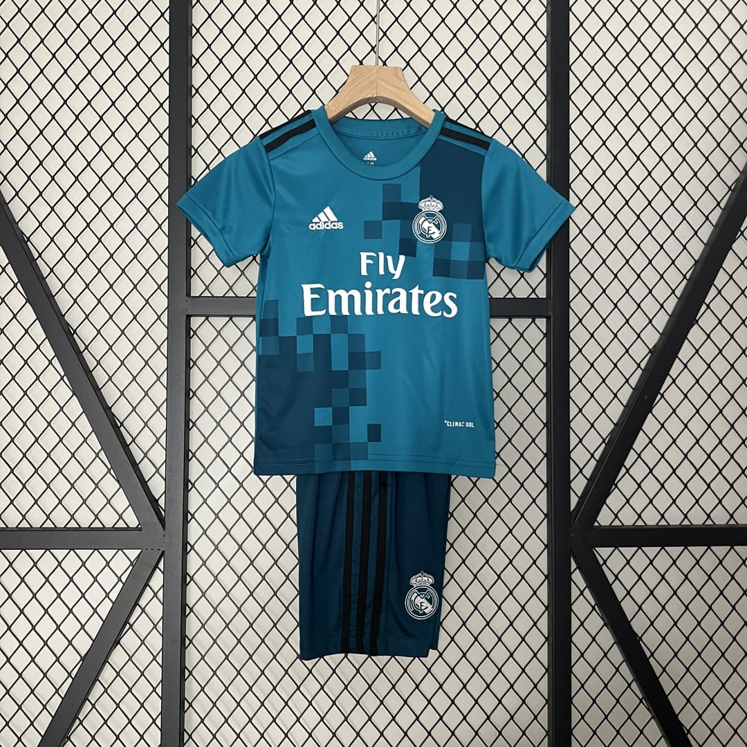 Real Madrid 17/18 Third Kit Enfant