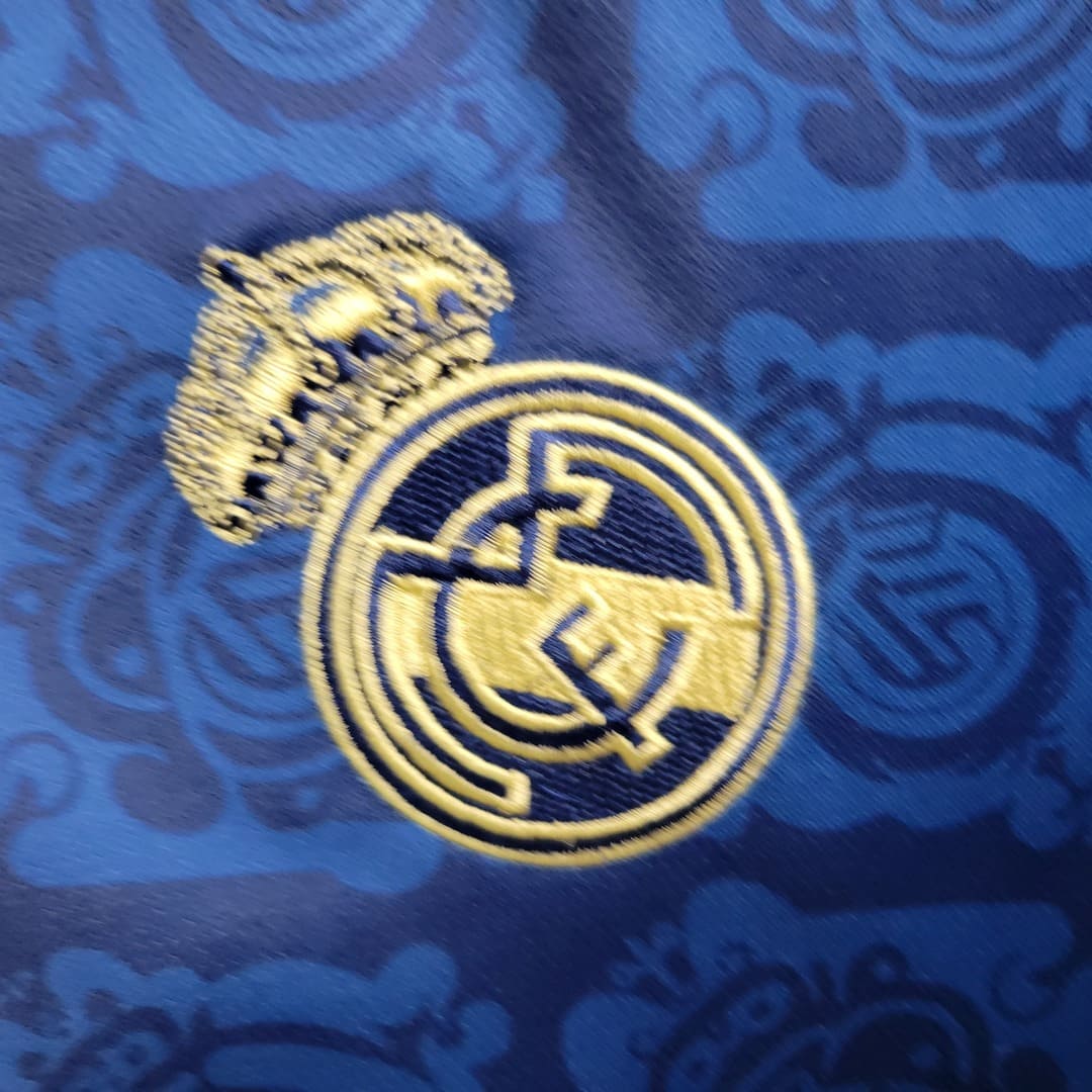 Real Madrid 23/24 Maillot Concept Royal Blue