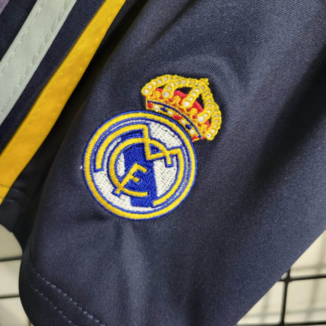 Real Madrid 23/24 Extérieur Kit Enfant